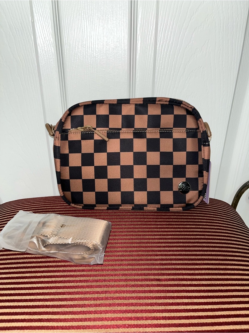 Iris & Rainbow Black Friday Bag in Chestnut Checkered